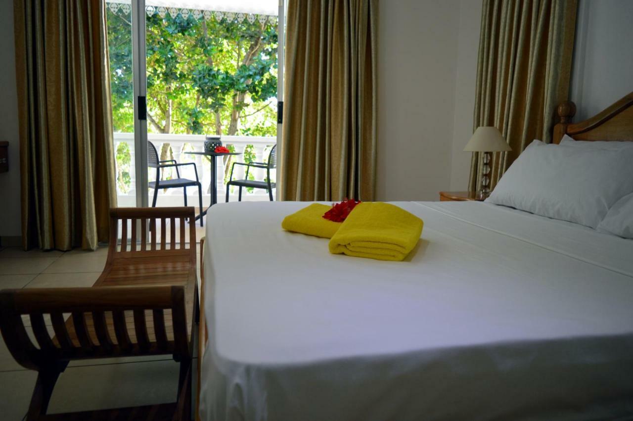 Sundown Beach Villa Glacis  Екстер'єр фото